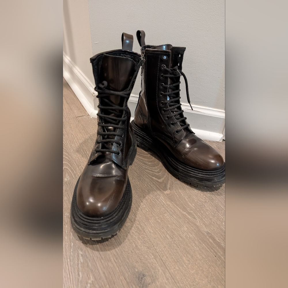 Jonak Paris boots in Bourdeux brown